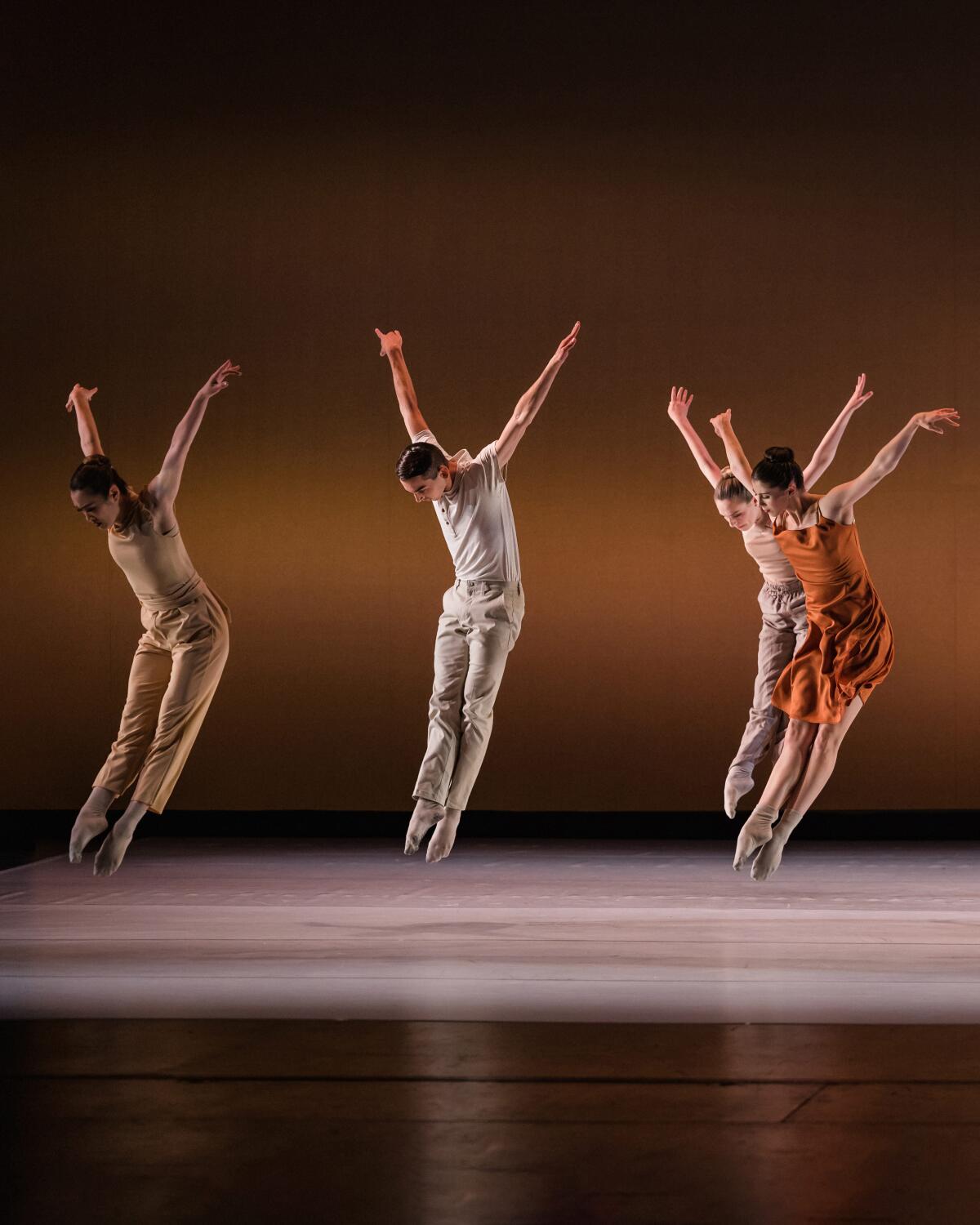 Golden State Ballet dancers perform "Semblance."