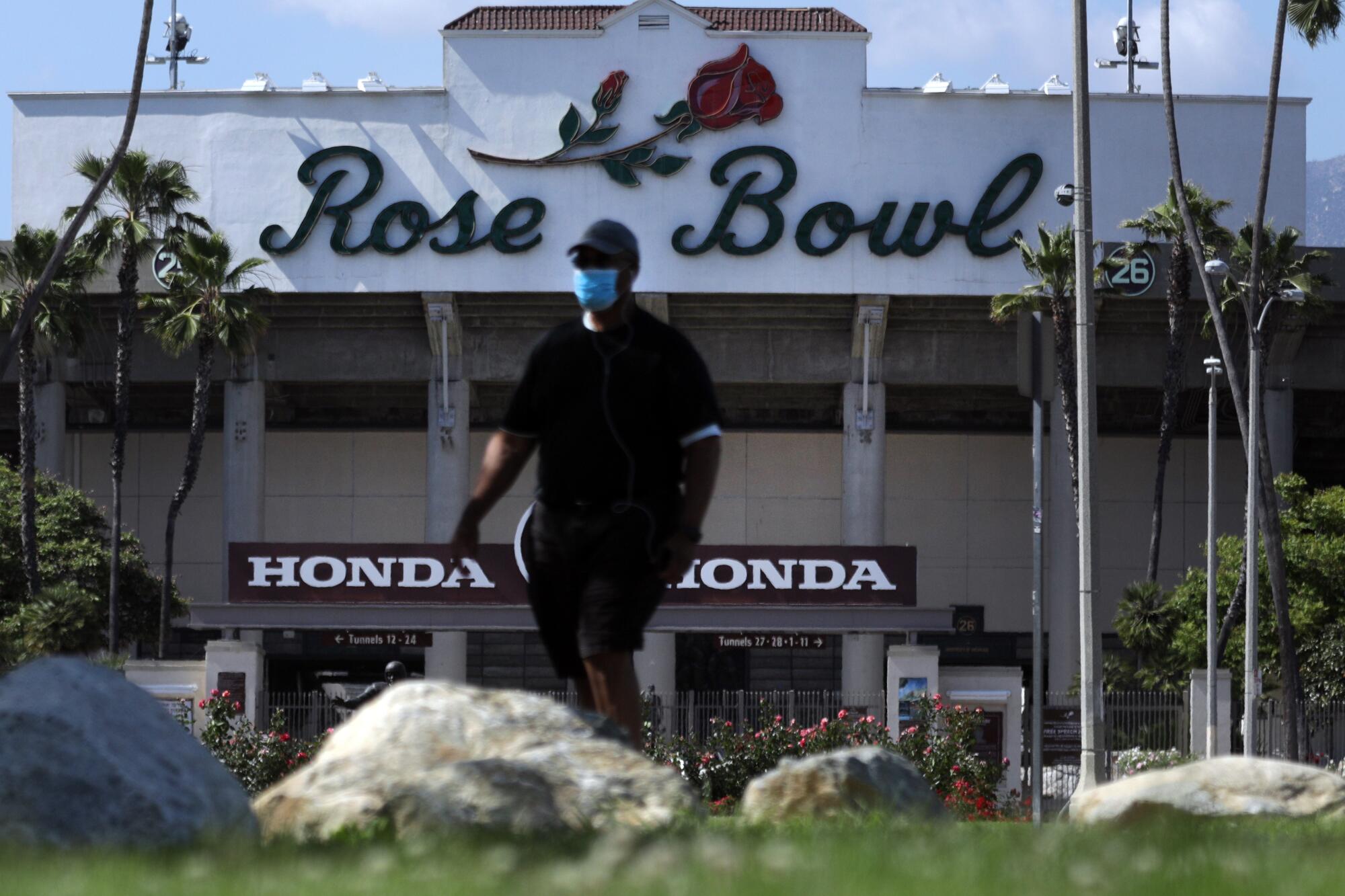 The Pasadena City Council opened the Rose Bowl Loop on Wednesday allowing visitors to enjoy the popular 3-mile trail around the Rose Bowl stadium.
