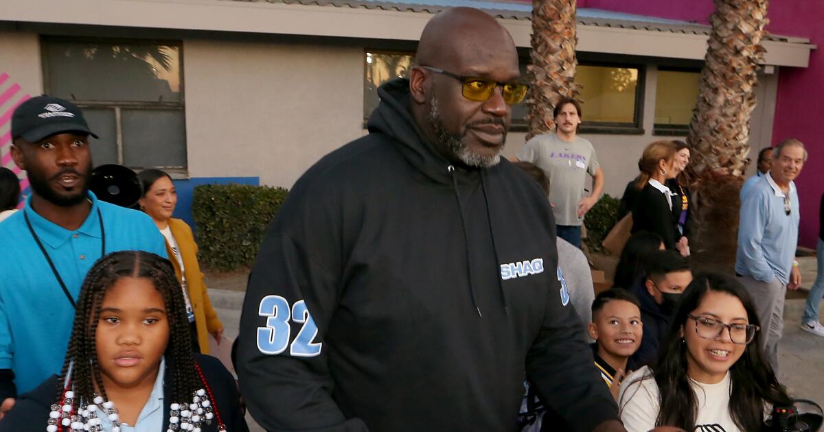 Shaquille O'Neal helps renovate South L.A. Boys & Girls Club court