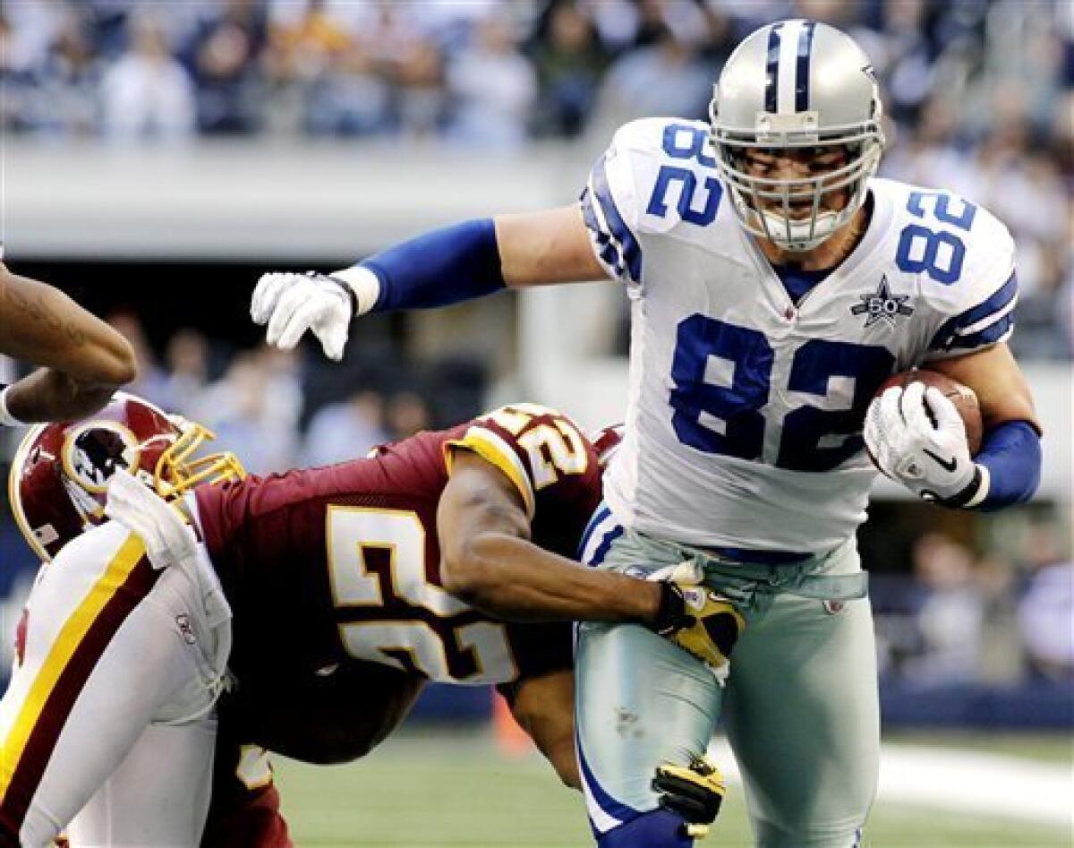 Cowboys down Redskins on late field goal