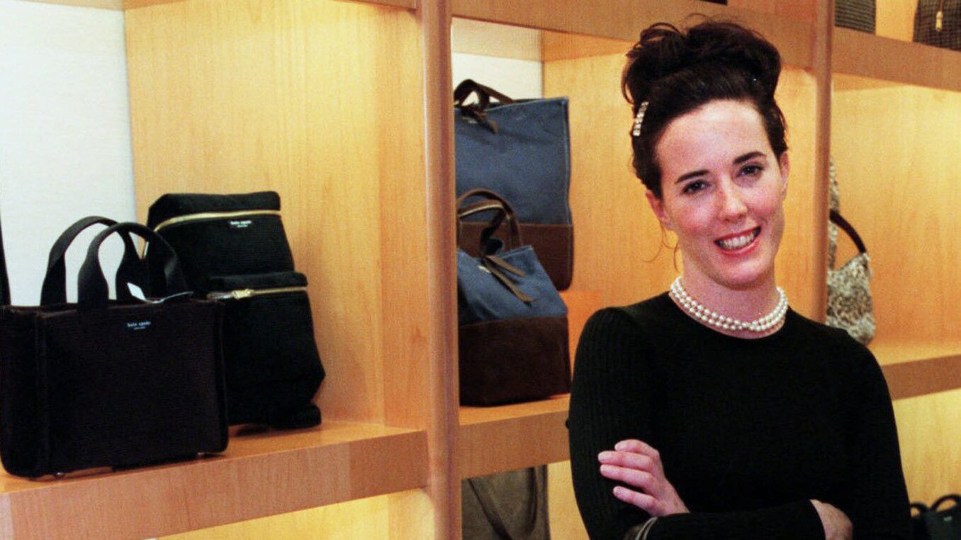Kate Spade, whose handbags were essential accessories for urban women, dies  at 55 - Los Angeles Times