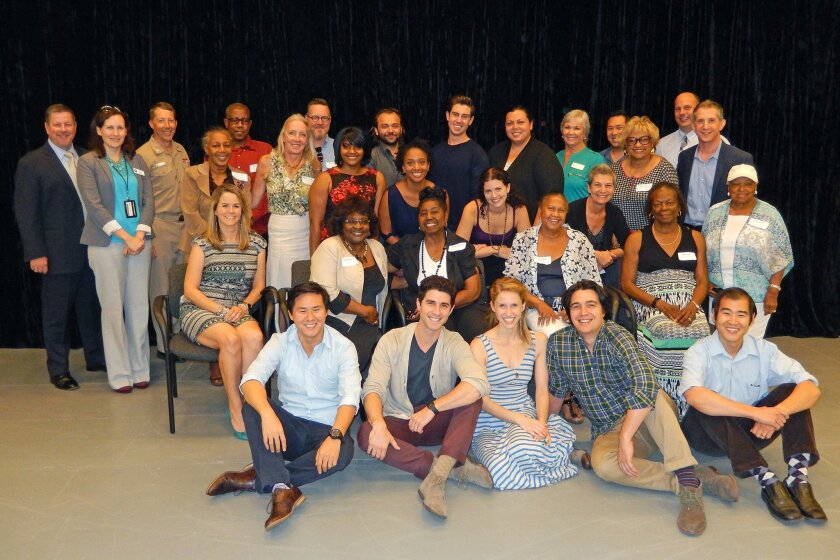 Old Globe Managing Director Michael G. Murphy (back row, far left) and Old Globe Artistic Director Barry Edelstein (back row, far right) with the cast and community partners of the inaugural production of the Globe’s new touring program.