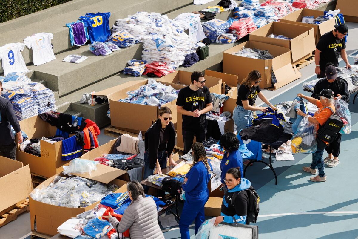 Fanatics obsequió más de tres millones en