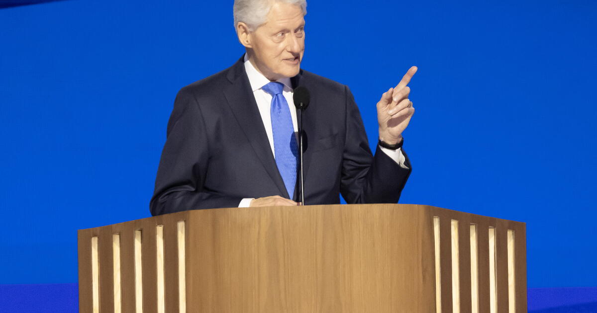 Bill Clinton çekişmeli Temsilciler Meclisi yarışlarında OC Demokratları karşısında geride kaldı