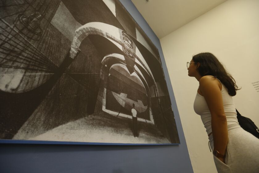 La geometría y el arte público de Siqueiros protagonizan una muestra en México