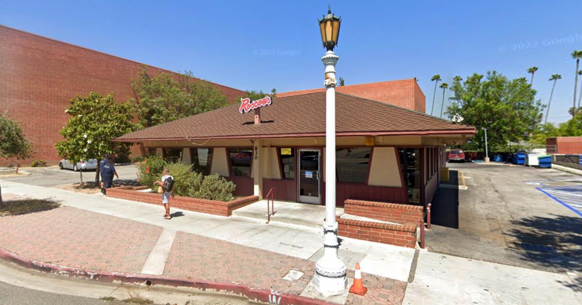 Roscoe's House of Chicken 'n Waffles closes in Pasadena