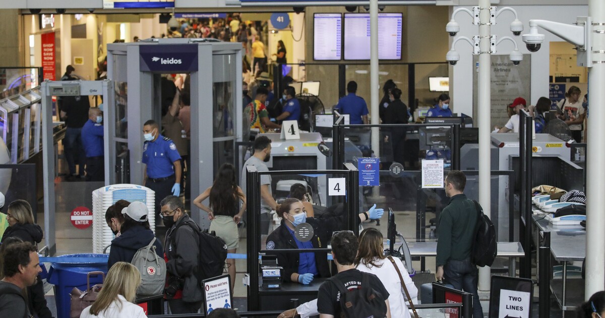 COVID outbreaks hit TSA, American and Southwest airlines at LAX - Los Angeles Times