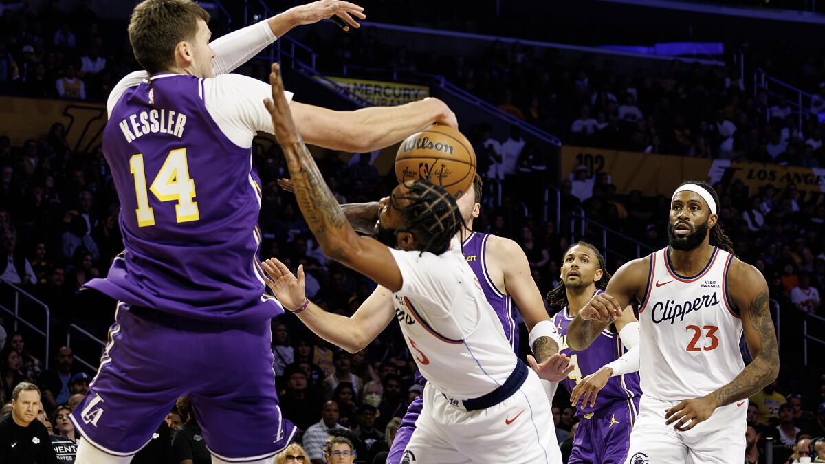 Lakers miabante na sa 2-0 nga record, human gipildi ang Clippers