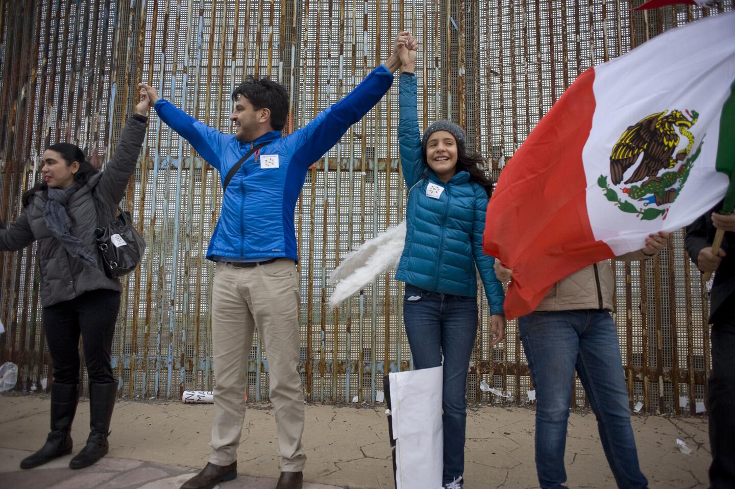 Protesta en la frontera mexicana con EEUU