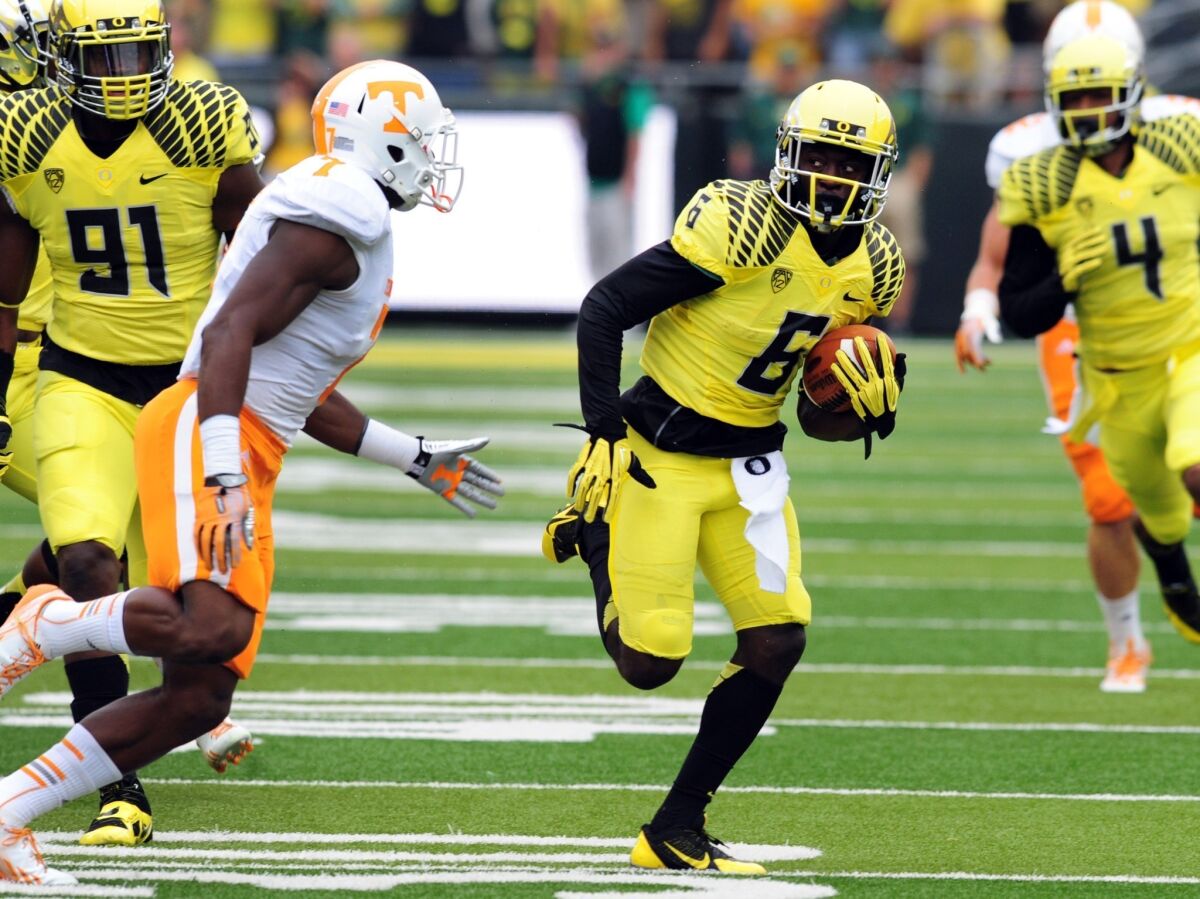 Oregon running back De'Anthony Thomas, shown running against Tennessee defensive back Michael Williams in September, is expected to return from an ankle injury against UCLA this week.
