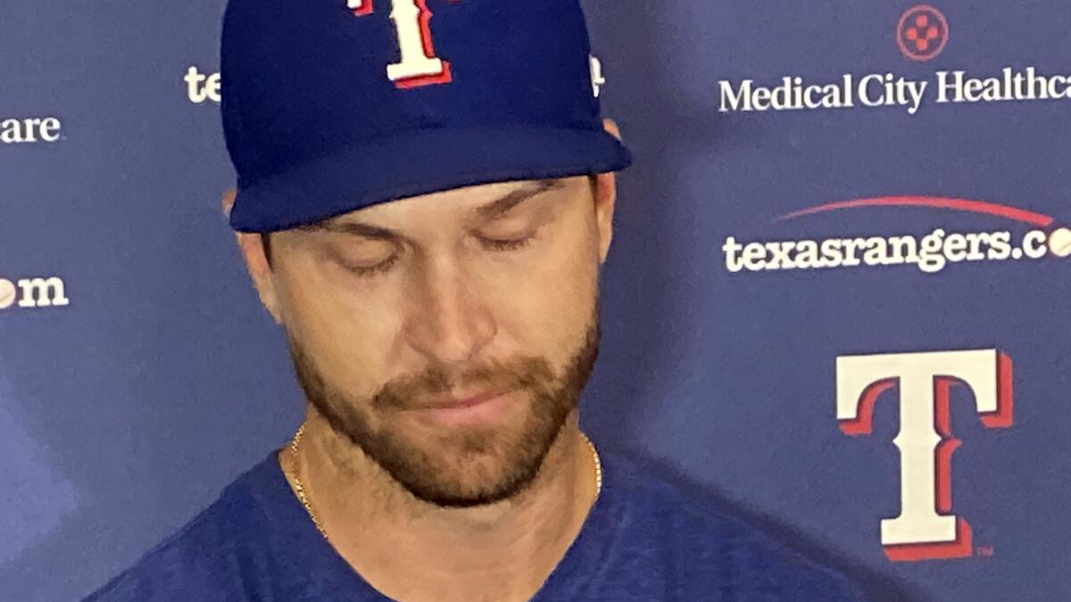 Texas Rangers ace Jacob deGrom frustrated by injury