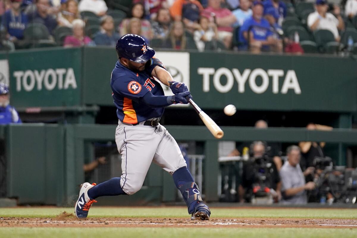 Houston Astros: Jose Altuve injury update after hit by pitch