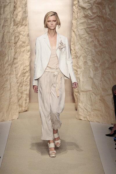 New York Fashion Week: Donna Karan spring/summer 2011 - Telegraph