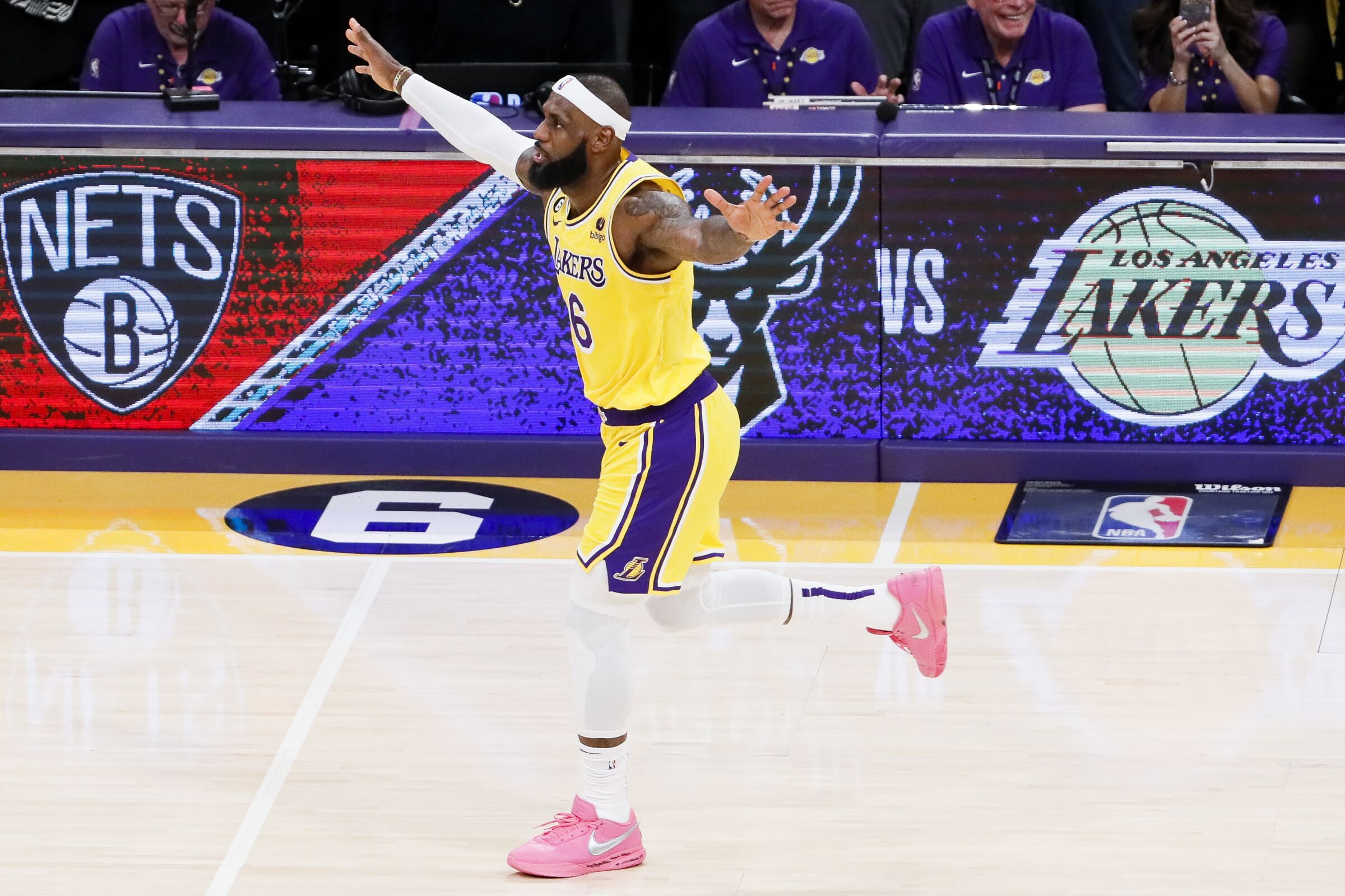 LOS ANGELES, CA - FEBRUARY 07: Los Angeles Lakers forward LeBron James (6) celebrates