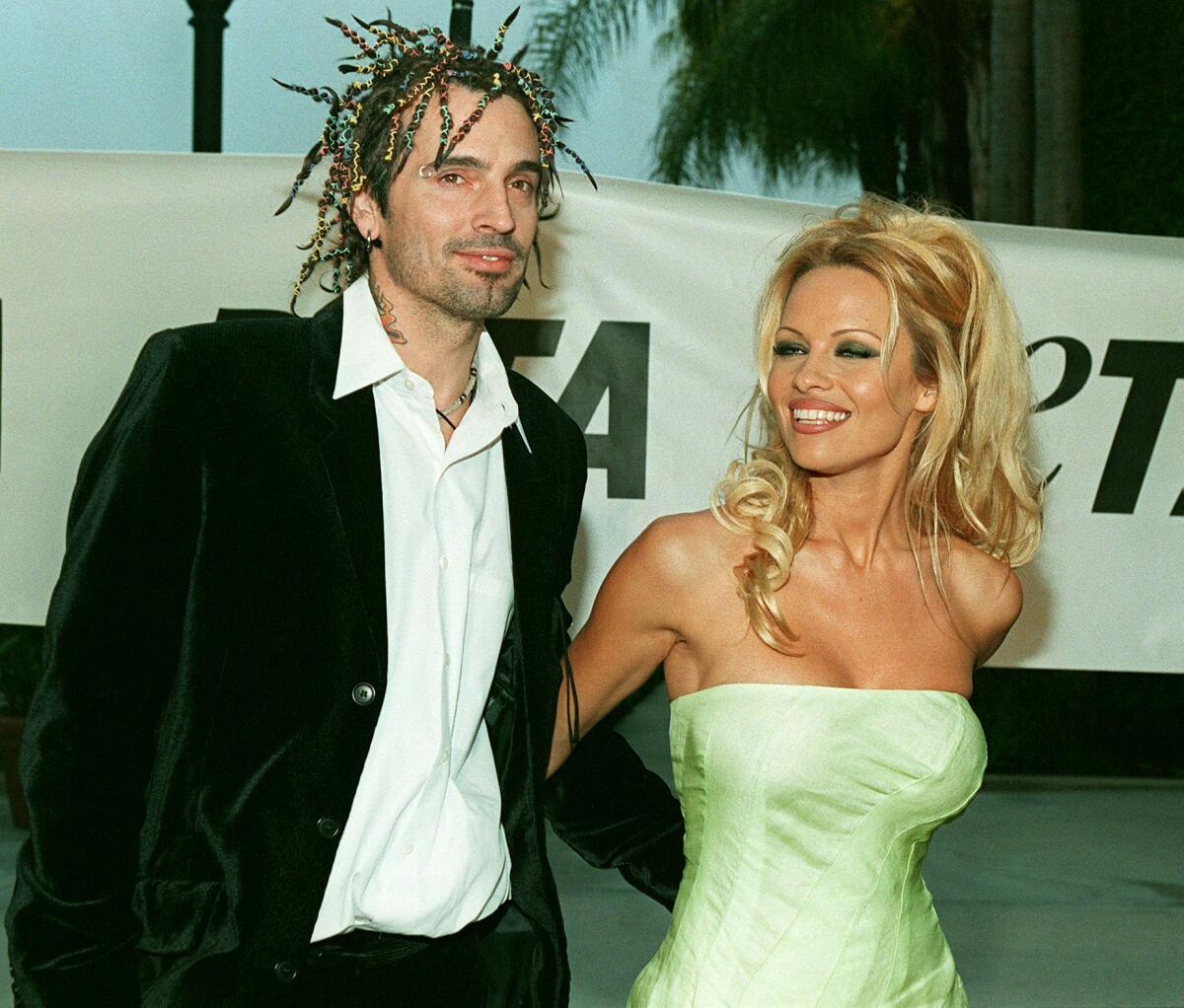 Tommy Lee and Pamela Anderson in 1999. 