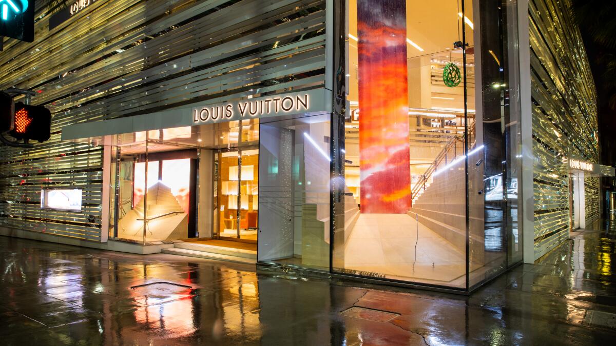 Louis Vuitton shoplifting could be charged as felony robbery - Los Angeles  Times