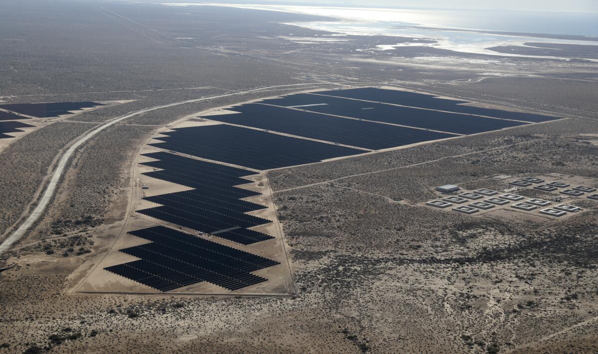 Vista aérea del estado de Sonora, en el norte de México, donde la eléctrica estatal CFE está construyendo