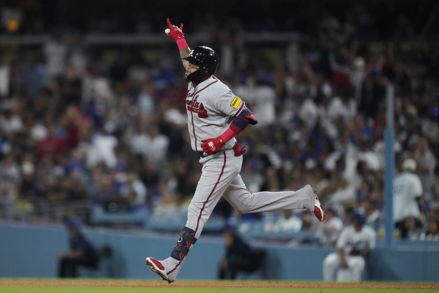 Dodgers postgame: Dave Roberts compares pitching to Braves' staff, honoring  Kobe Bryant & more 