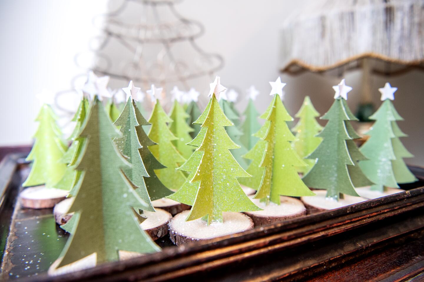 DIY tree decorations, made by Saeta, are detailed on her blog My 100 Year Old Home.