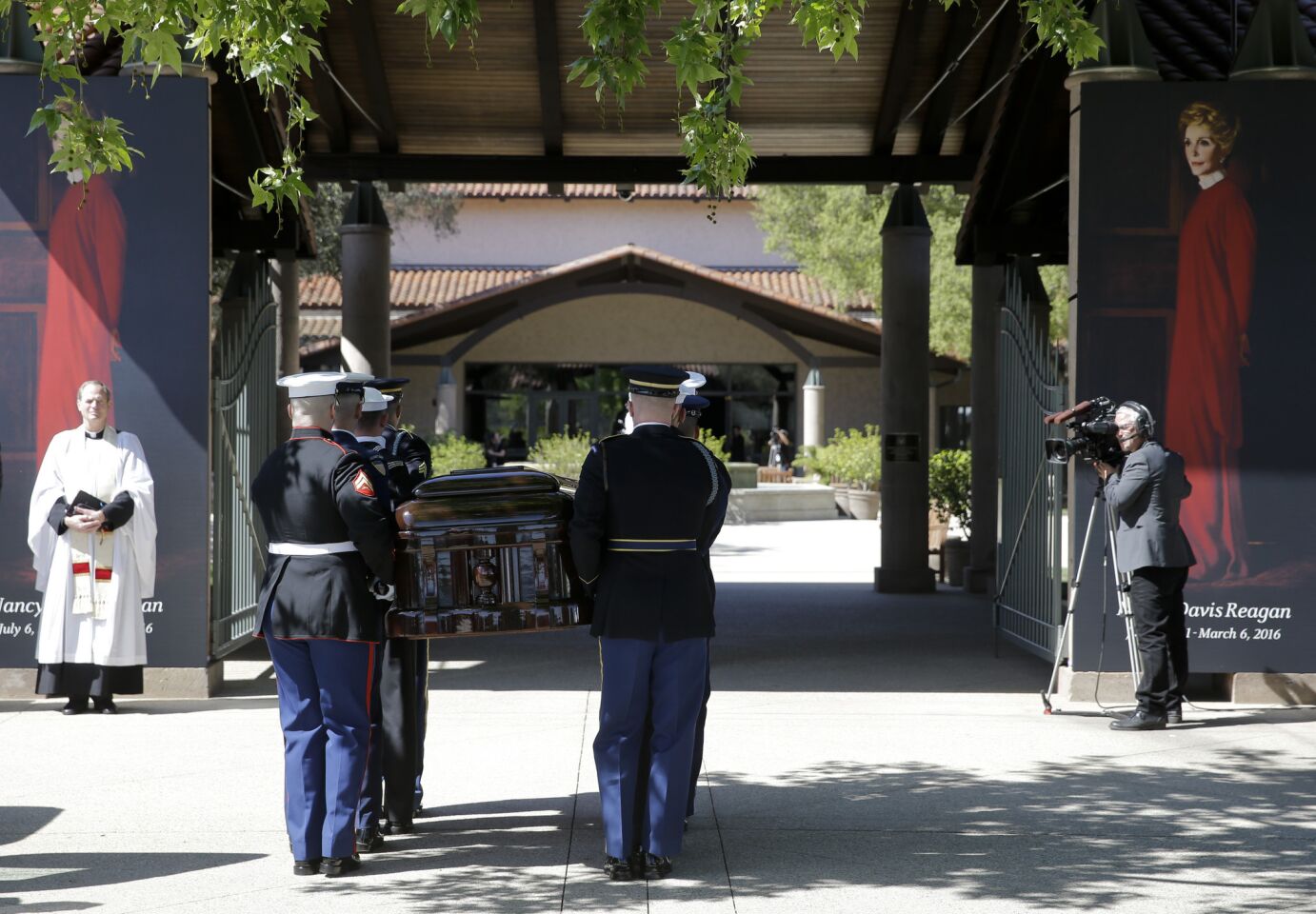 The casket carrying Nancy Reagan arrives at the Ronald Reagan Presidential Library in Simi Valley, Calif.