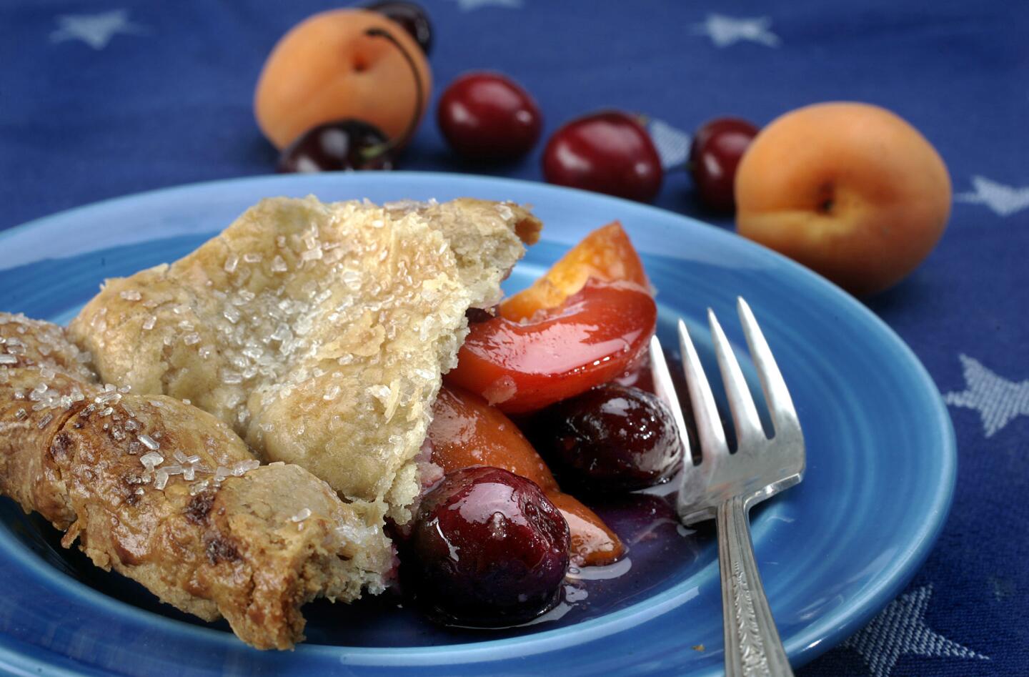 Apricot cherry pie