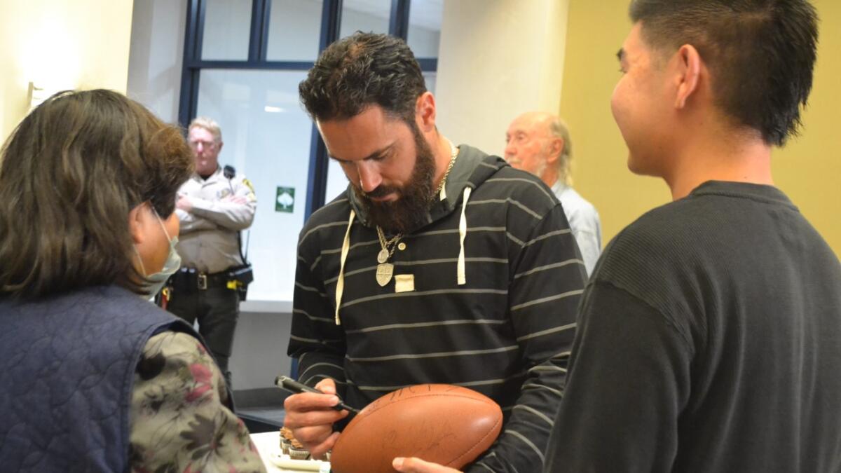 Eric Weddle's new position: Head ball coach - The San Diego Union-Tribune