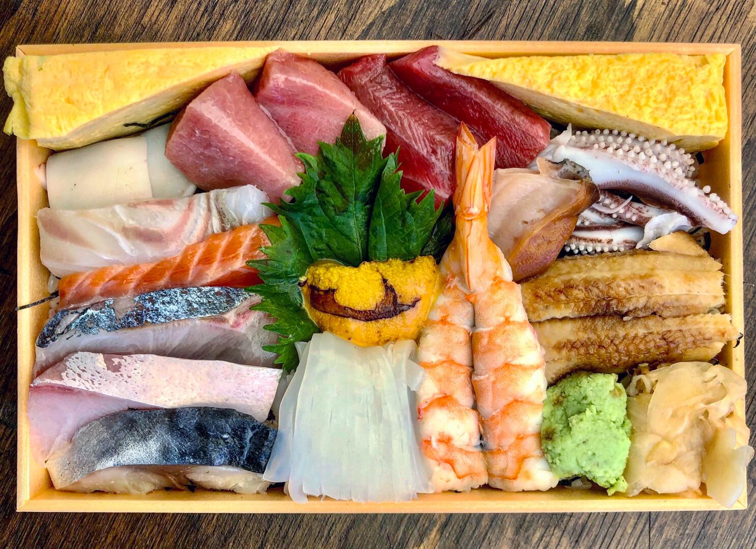 Chirashi amid COVID-19: 4 new L.A. takeout sushi options - Los Angeles Times
