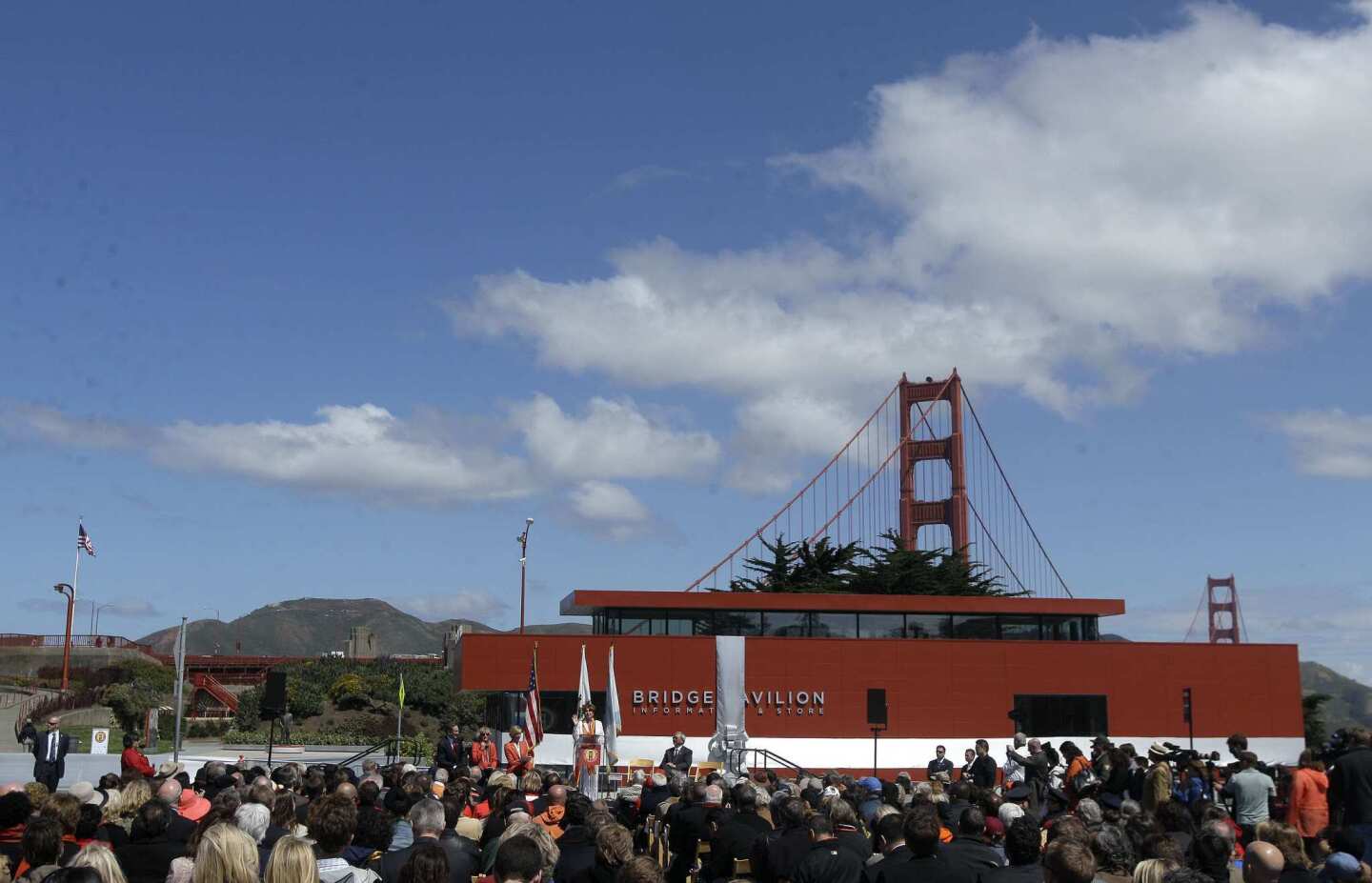 Golden Gate Bridge