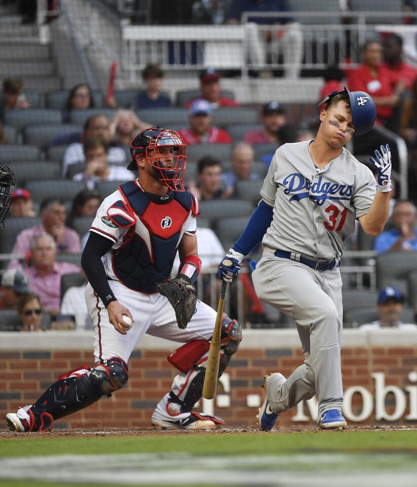 APphoto_NLDS Dodgers Braves Baseball