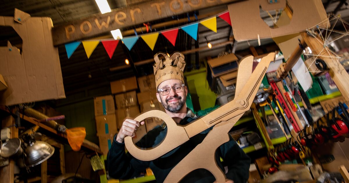 Cardboard: Environmental scourge or savior? Cardboard: Environmental scourge or savior?