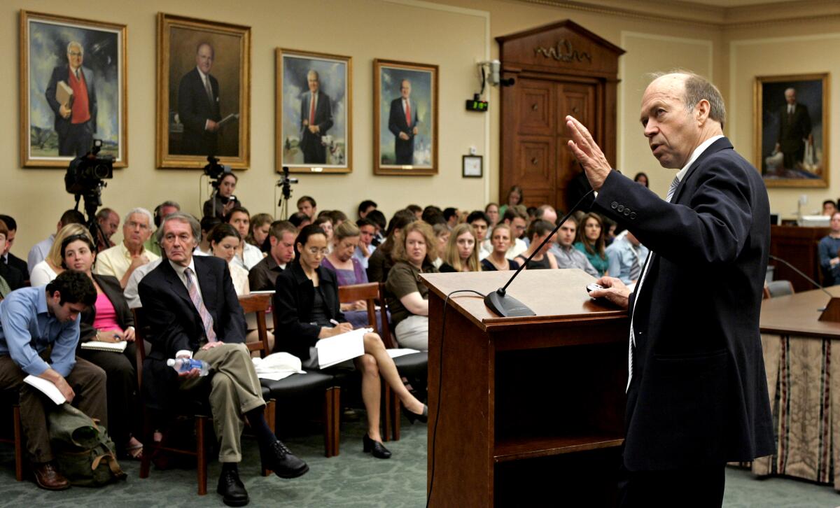 Leading climate scientist James Hansen gives a briefing on global warming on Capitol Hill in Washington, D.C., in 2008.