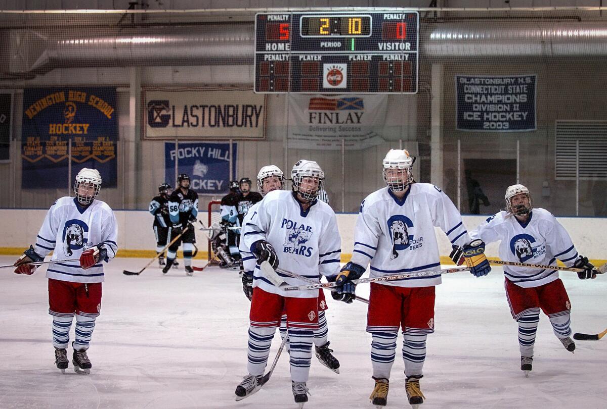 San Diego hockey leagues consider neck guards after player death