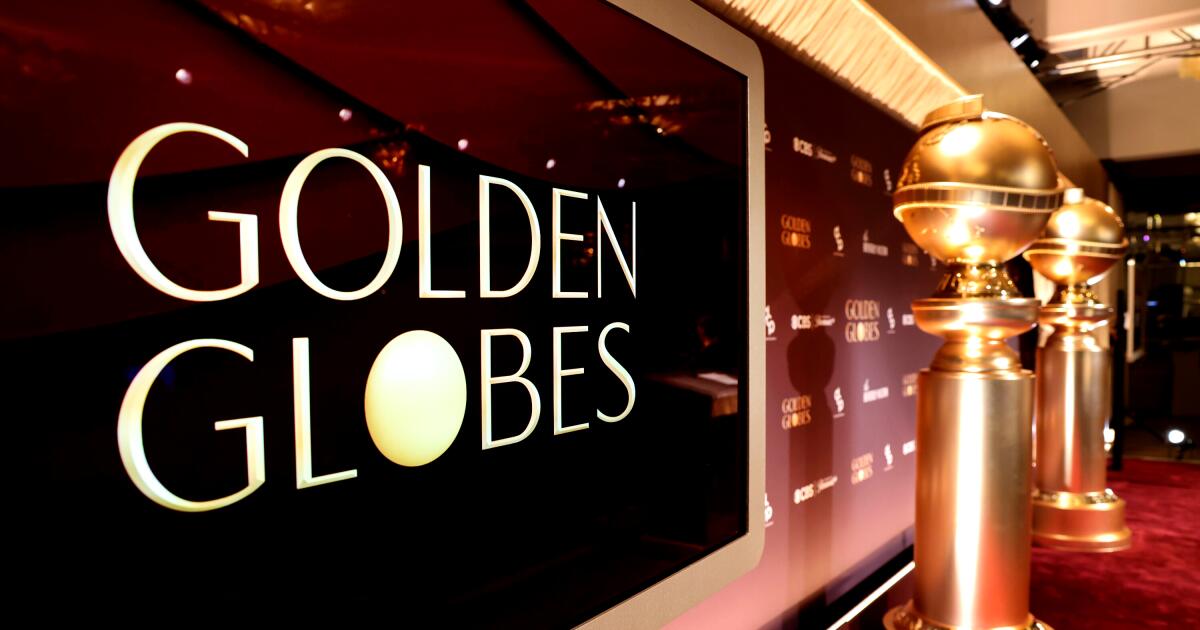 2026 Golden Globes live chat: Host Nikki Glaser takes a swing at CBS News to open show