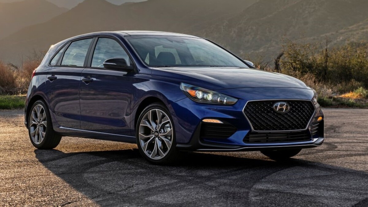 hyundai elantra gt n line enticing and eager the san diego union tribune hyundai elantra gt n line enticing and