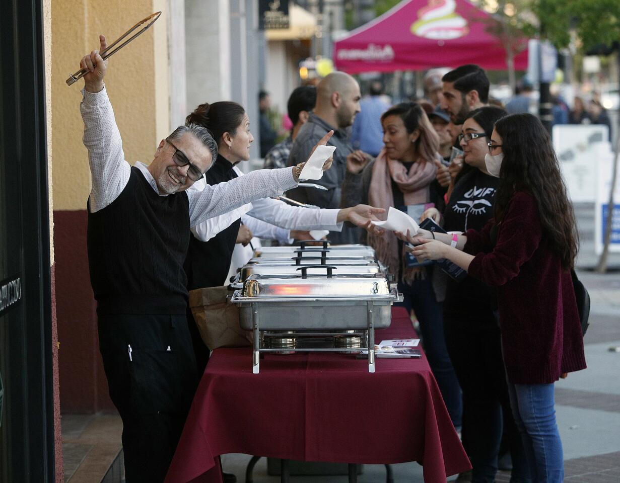 Photo Gallery: Taste Walk Glendale