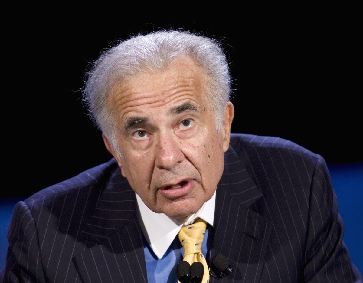 Activist investor Carl Icahn says AIG is “too big to succeed.”