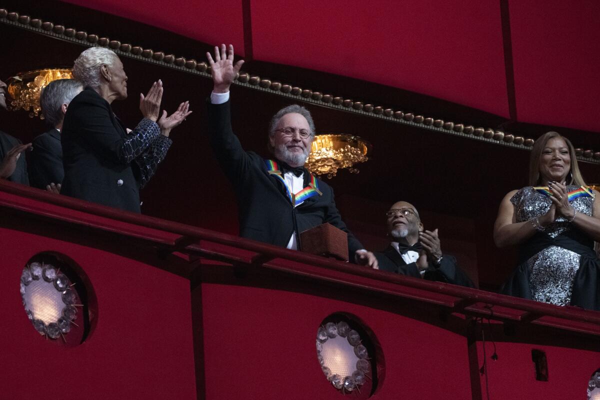 Kennedy Center Honors Fetes New Inductees Including Queen Latifah Billy Crystal And Dionne 