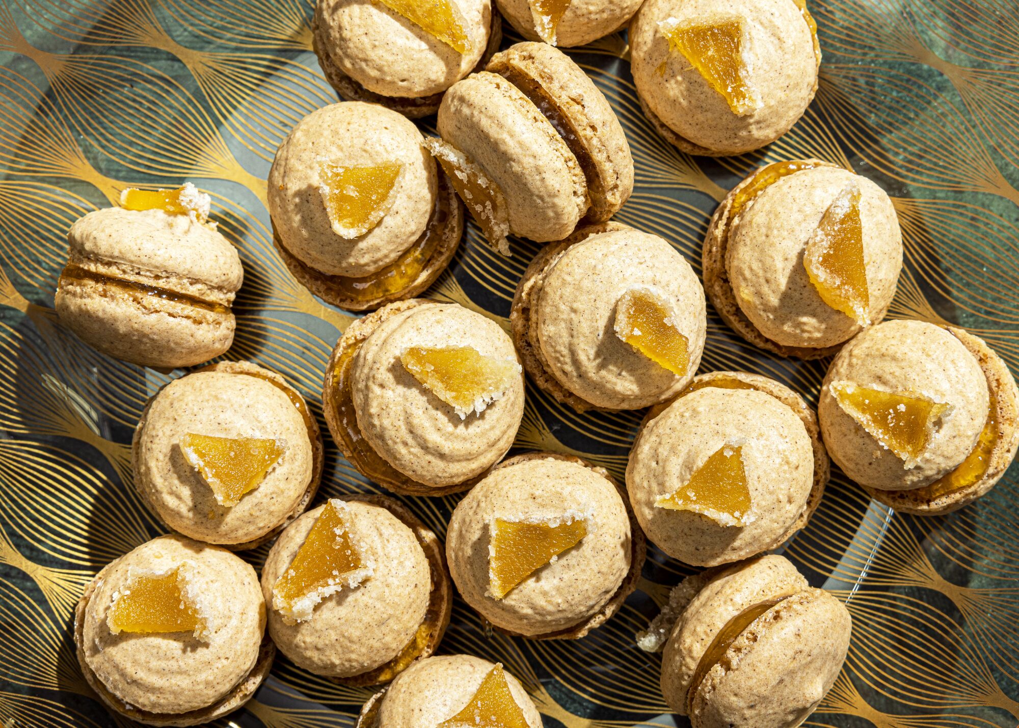 Gluten-free Candied Gingerbread Macarons with Lemon Curd 