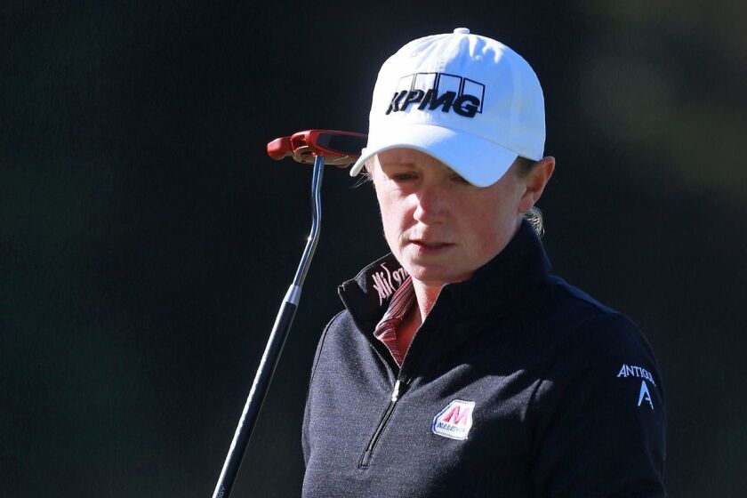 LAKE BUENA VISTA, FLORIDA - JANUARY 17: Stacy Lewis watches a putt on the second hole during the first round of the Diamond Resorts Tournament of Champions at Tranquilo Golf Course at Four Seasons Golf and Sports Club Orlando on January 17, 2019 in Lake Buena Vista, Florida. (Photo by Matt Sullivan/Getty Images) ** OUTS - ELSENT, FPG, CM - OUTS * NM, PH, VA if sourced by CT, LA or MoD **