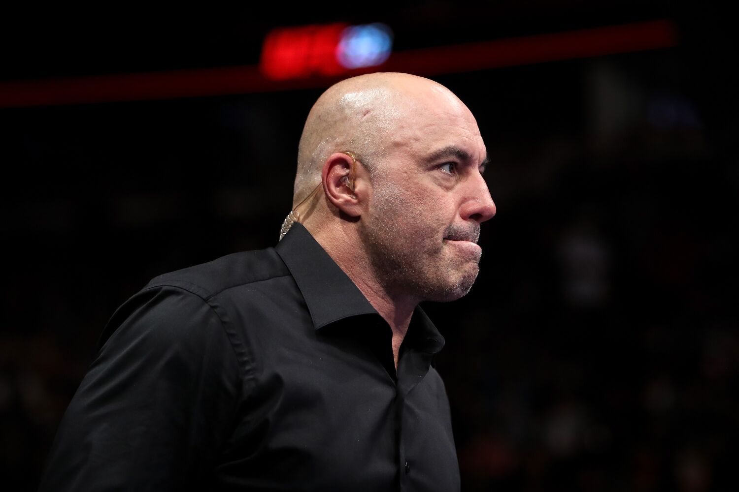 Joe Rogan apologizes for discussing doctored tweet on Spotify podcast