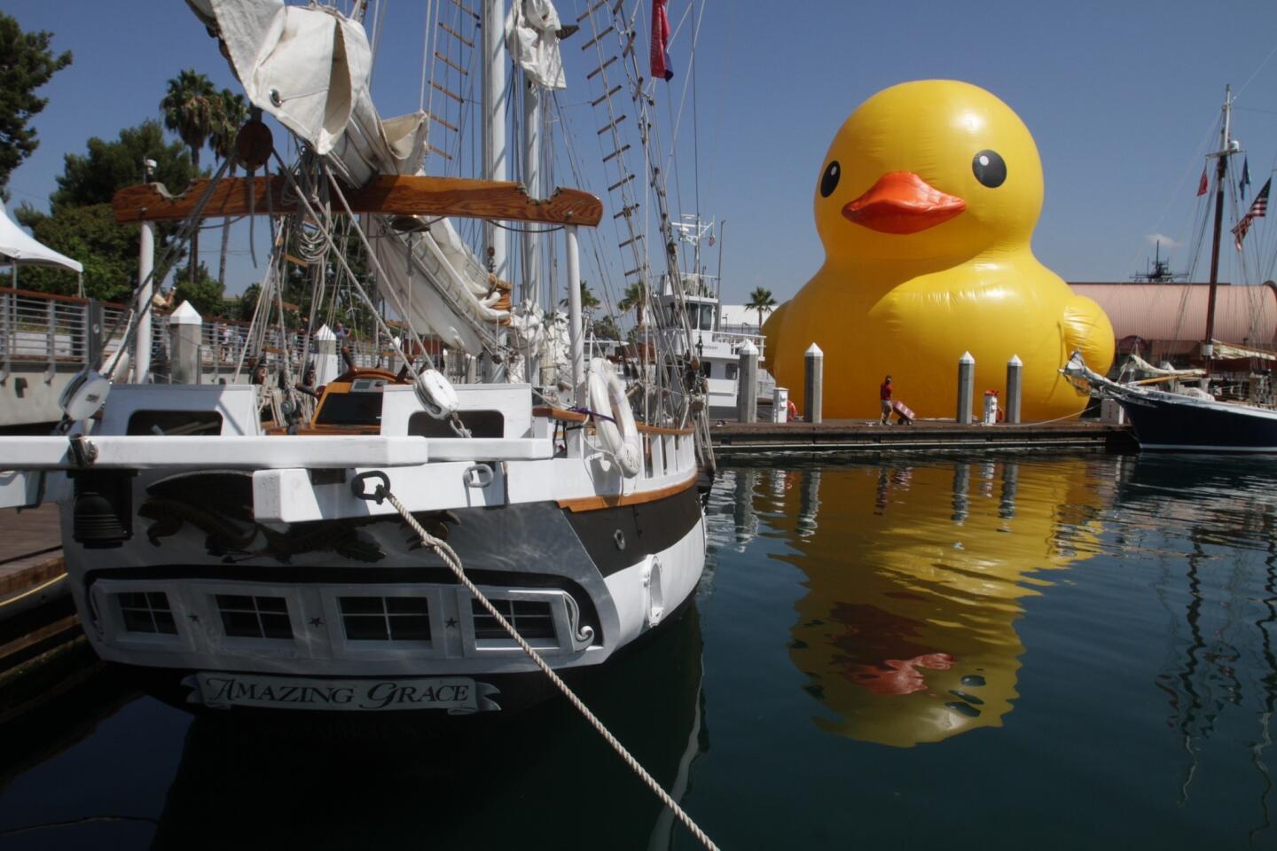 LA port welcomes massive rubber duck