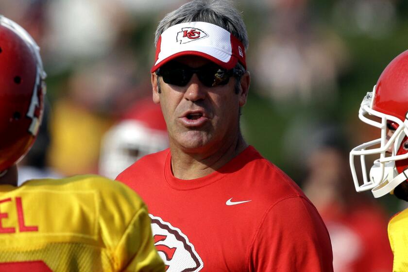 Chiefs offensive coordinator Doug Pederson will become the next coach of the Eagles.