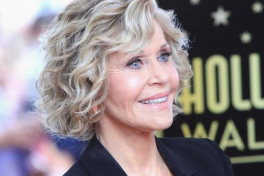 La actriz estadounidense Jane Fonda asiste a al ceremonia de entrega de la estrella del actor estadounidense Michael Douglas en el paseo de la fama de Hollywood, en Los Ángeles (Estados Unidos), el martes 6 de noviembre de 2018. EFE/ Nina Prommer/Archivo