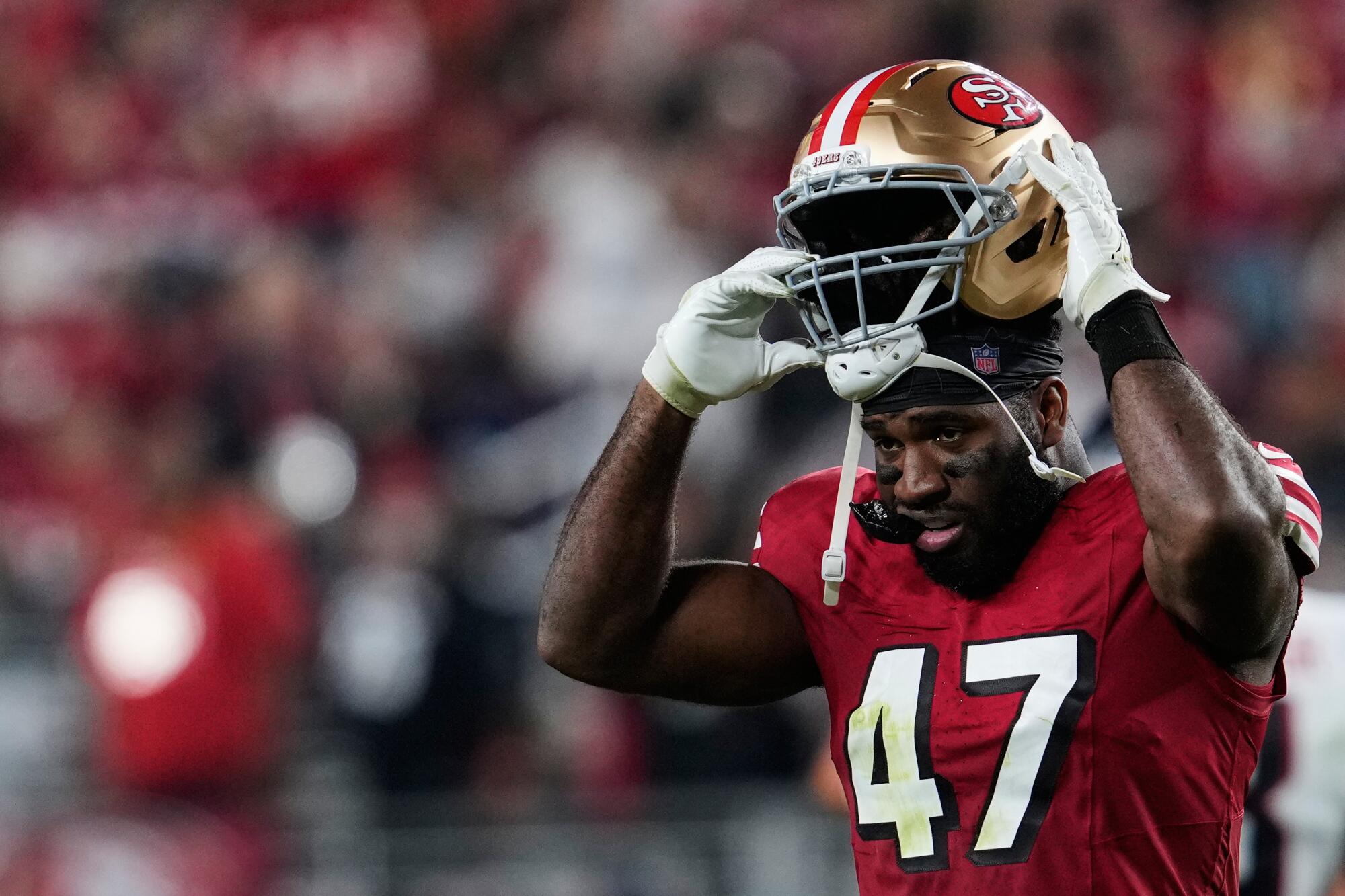 49ers DE Bryce Huff becomes latest NFL star to abruptly retire at 27 ...