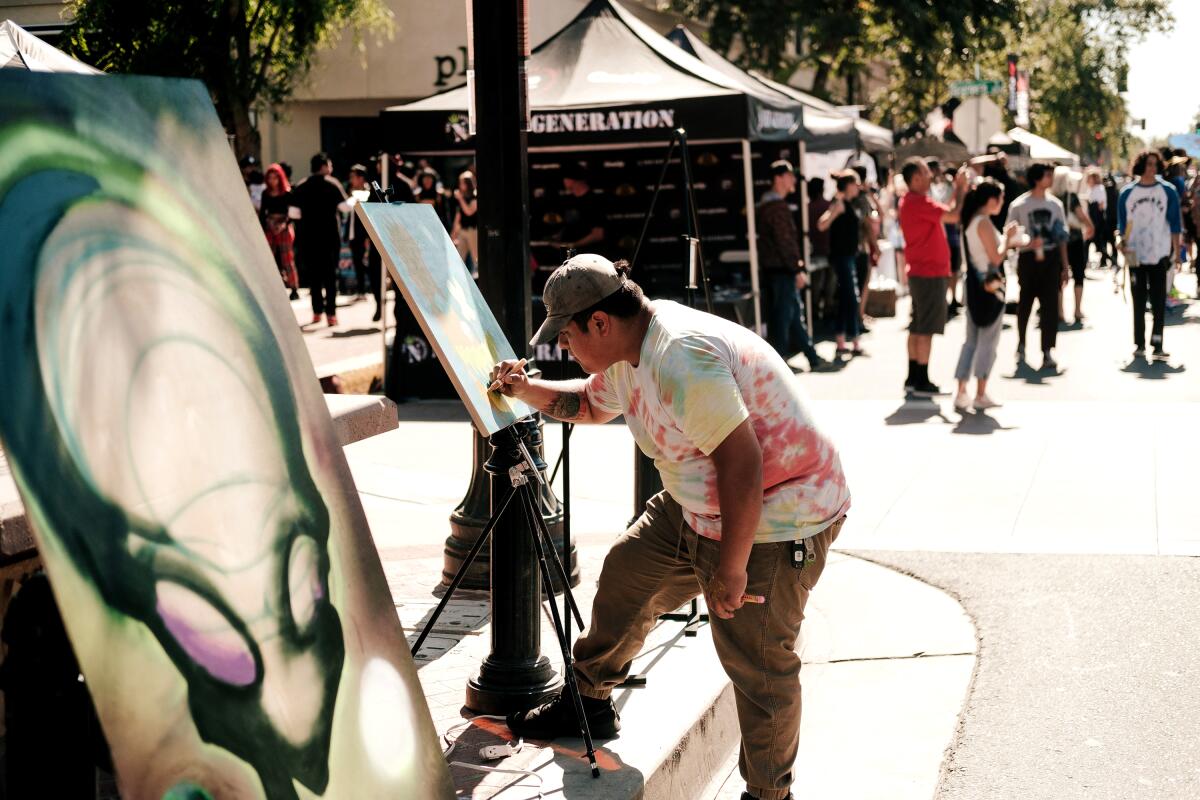 Live painting at the East End Block Party festival in Santa Ana in 2019.