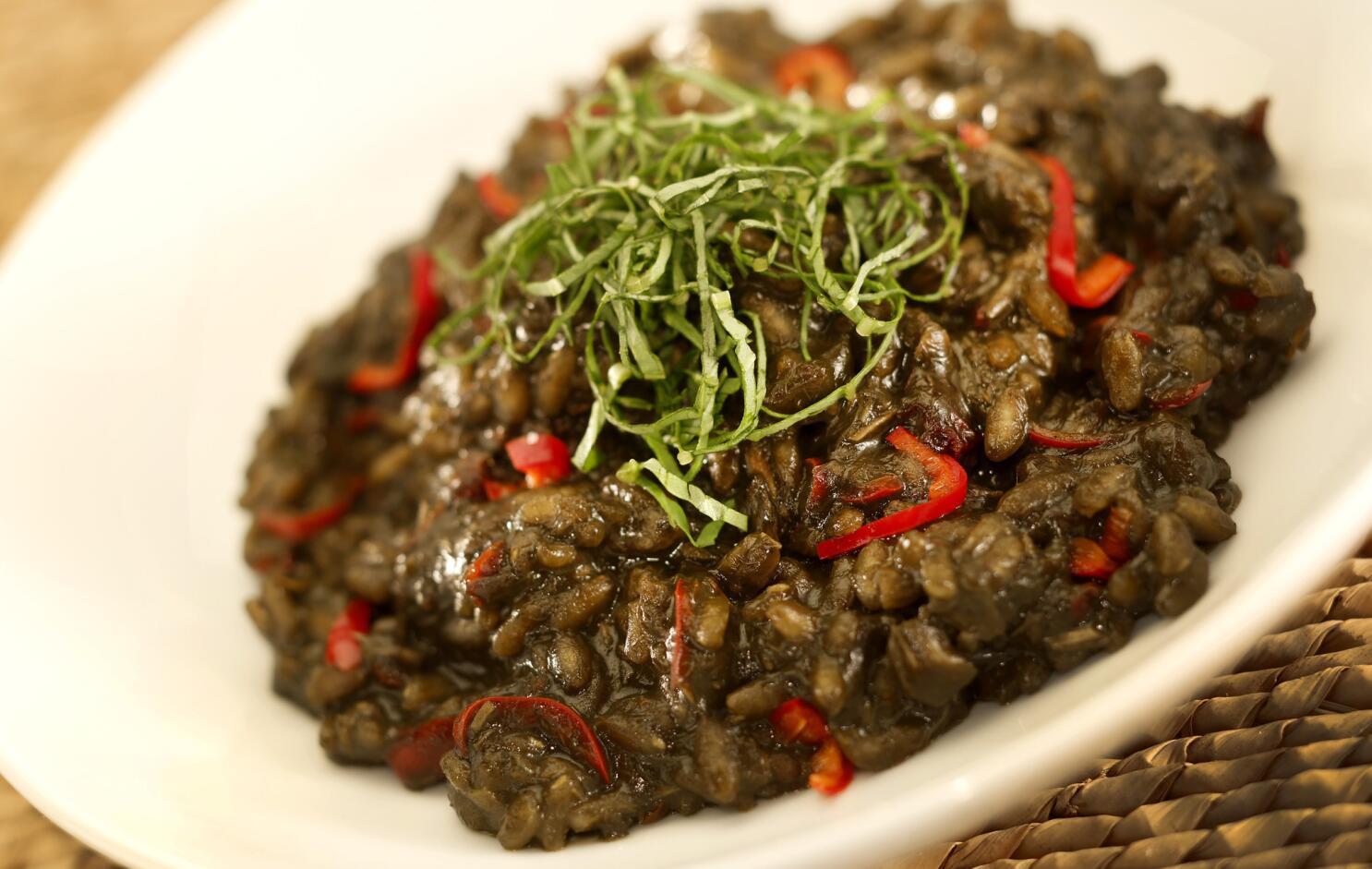 Squid ink risotto - Recipes 