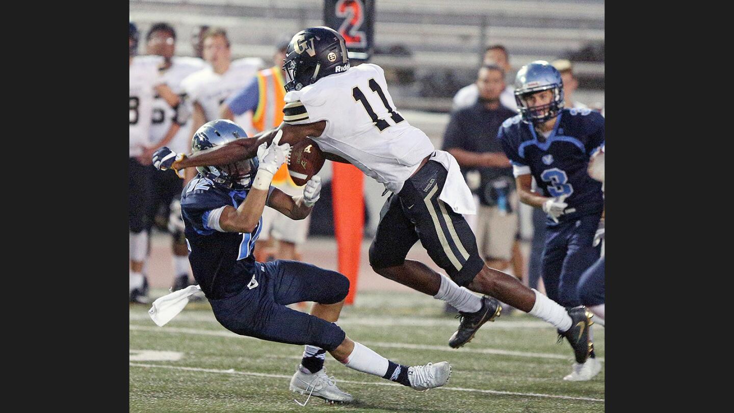 Photo Gallery: Crescenta Valley vs. Golden Valley non-league football