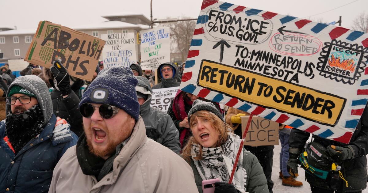 Prefeito de Minneapolis considera ilegal envio de tropas Prefeito de Minneapolis considera ilegal envio de tropas