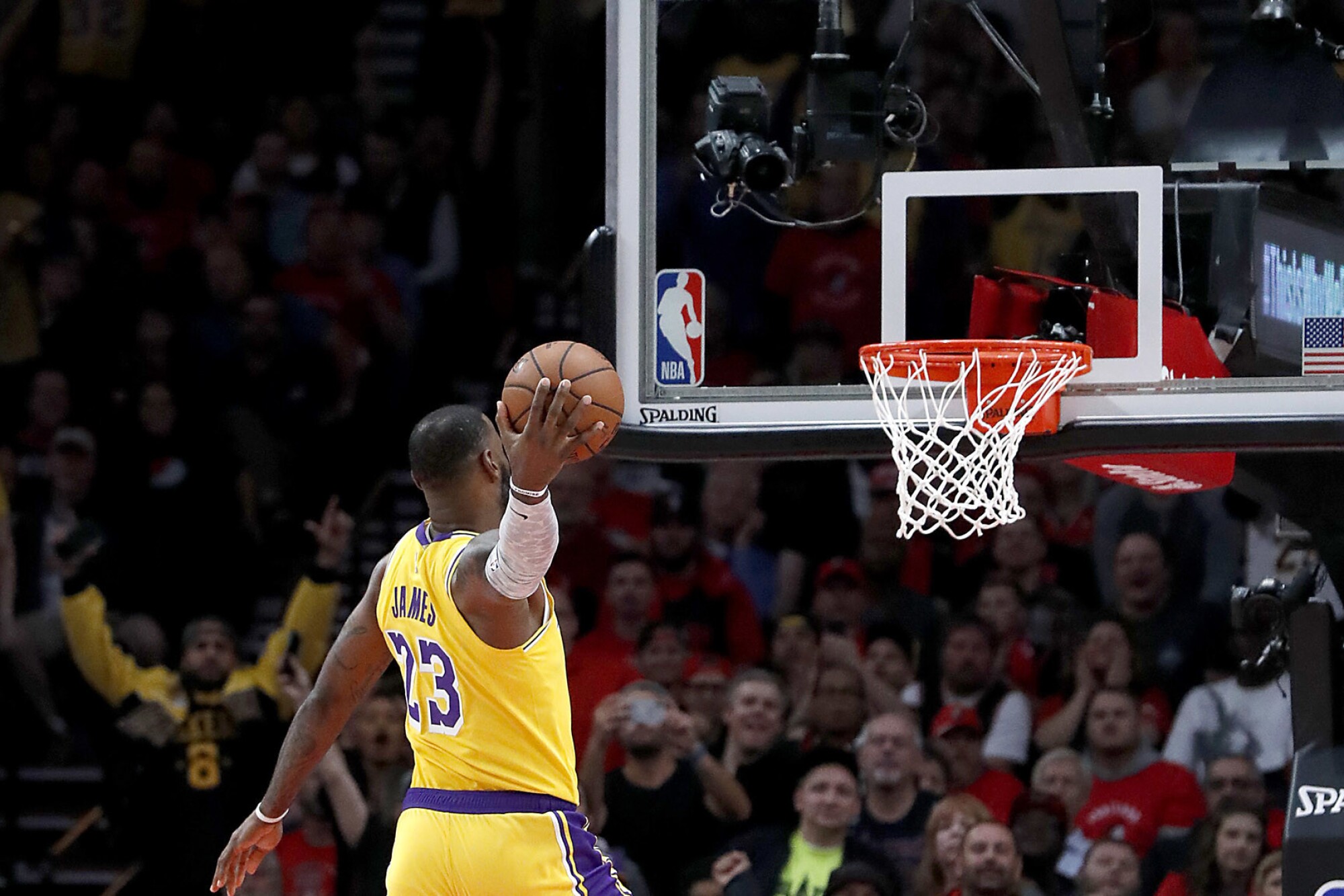 Live Updates There S A Melee Punches And Ejections Before Lakers Fall To Rockets Los Angeles Times