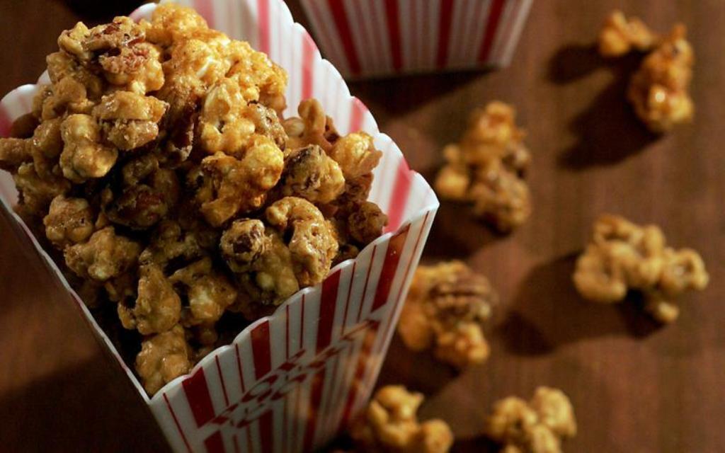 Caramel corn